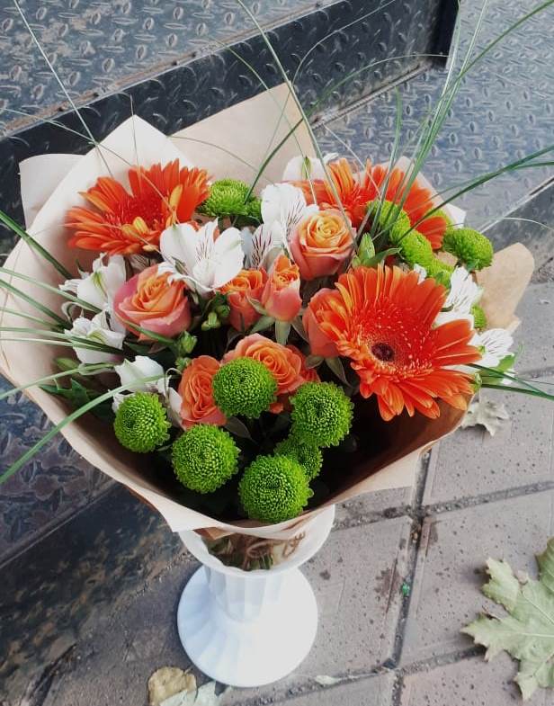 Букет цветов из: Герберы, Хризантемы, Альстромерии и Розы в Полазне