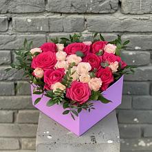 Цветочная композиция из Розы в коробке в Полазне