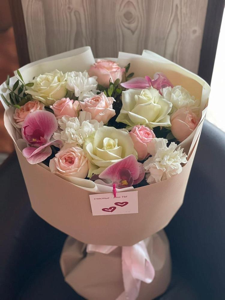 Букет цветов из: Орхидеи, Розы и Гвоздики в Полазне