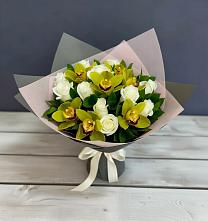 Букет цветов из:  Орхидеи и Розы в Полазне