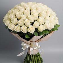 Букет 101 беля роза Белоснежка в Полазне