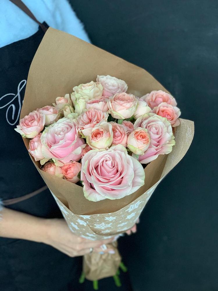 Букет цветов из: Хризантемы и Розы в Полазне