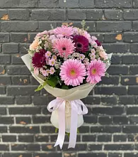 Букет цветов из:  Герберы и Хризантемы в Полазне