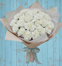 Букет цветов из:  Гвоздики в Полазне