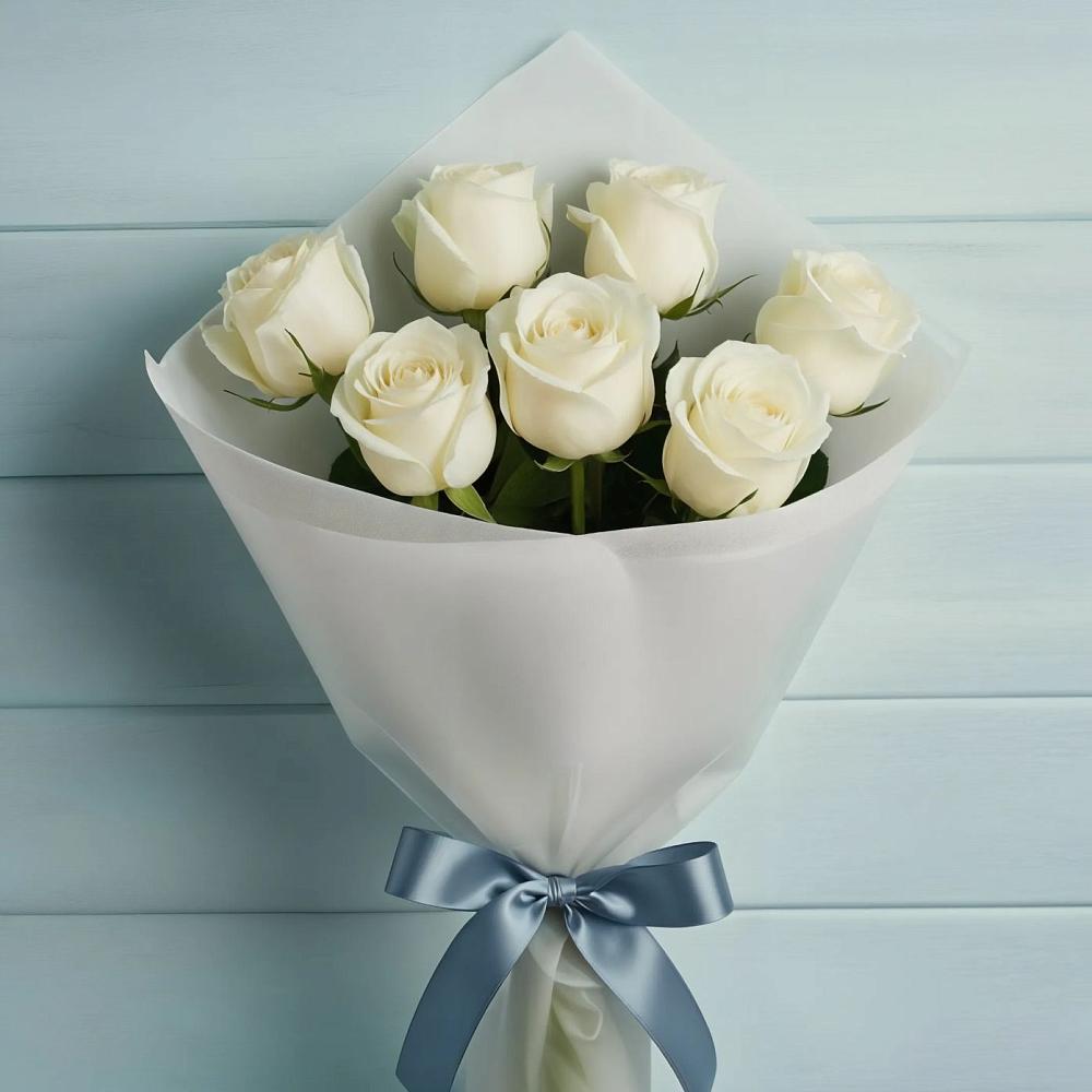 Букет 7 Белых роз Эдлесс Лав в Полазне